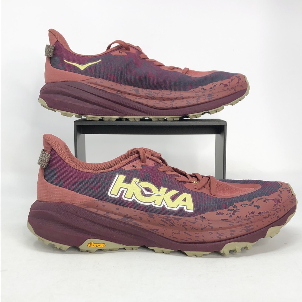 Hoka One One Speedgoat 6 Rogue Black Cherry Women’s Trail Running Shoes-Size 11B